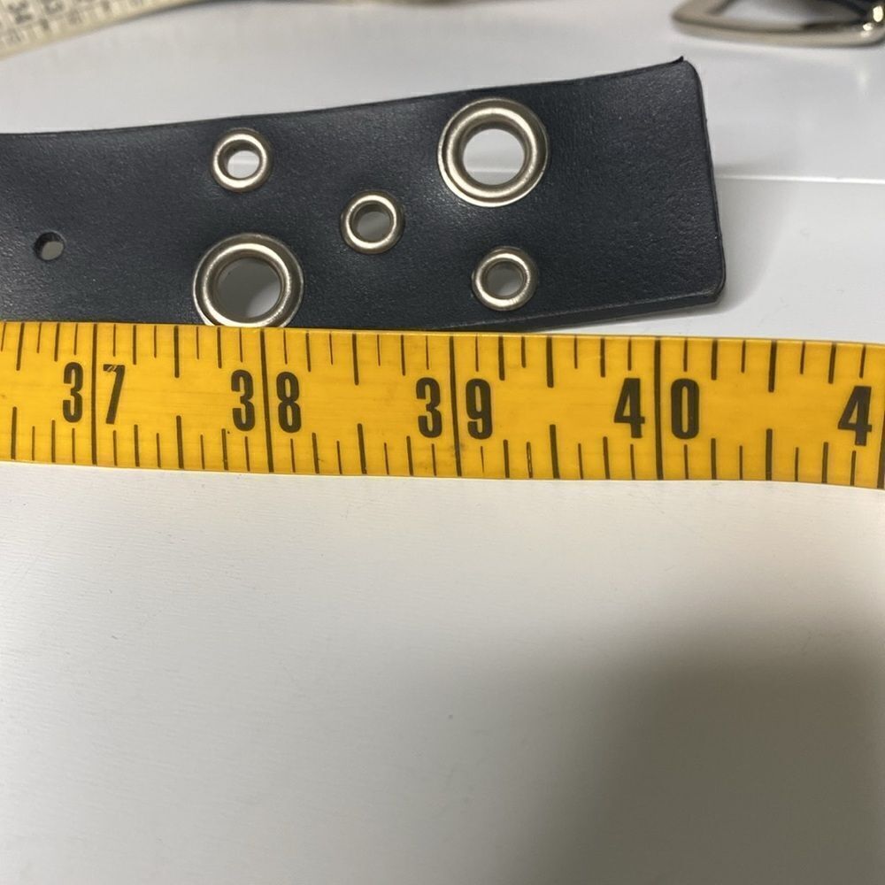 PARIS BLUES Black Leather Rivet Belt - Picture 4 of 8